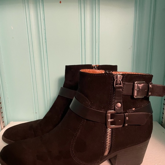 Indigo suede black strap boots - Picture 4 of 5